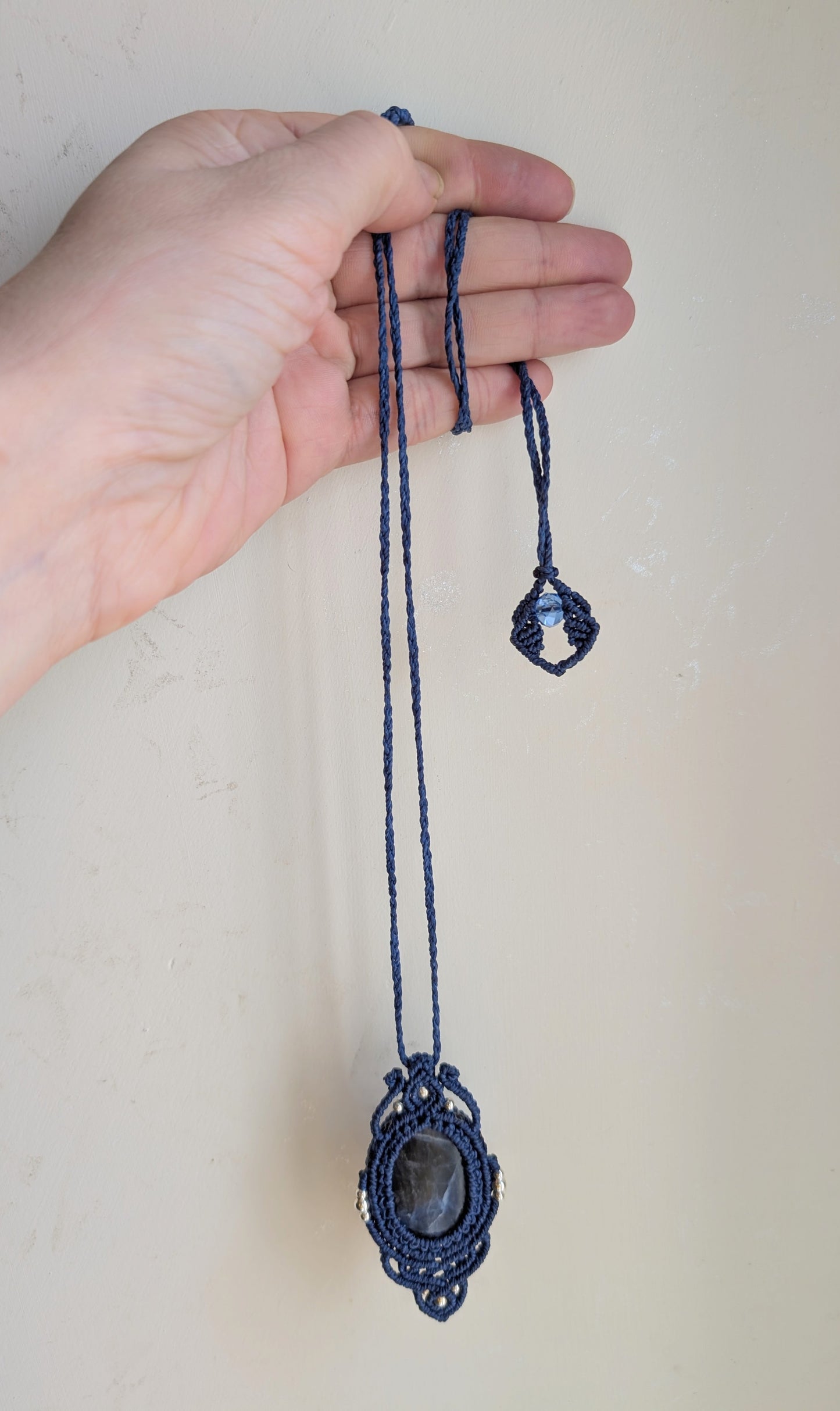 Collana "Raven blu"