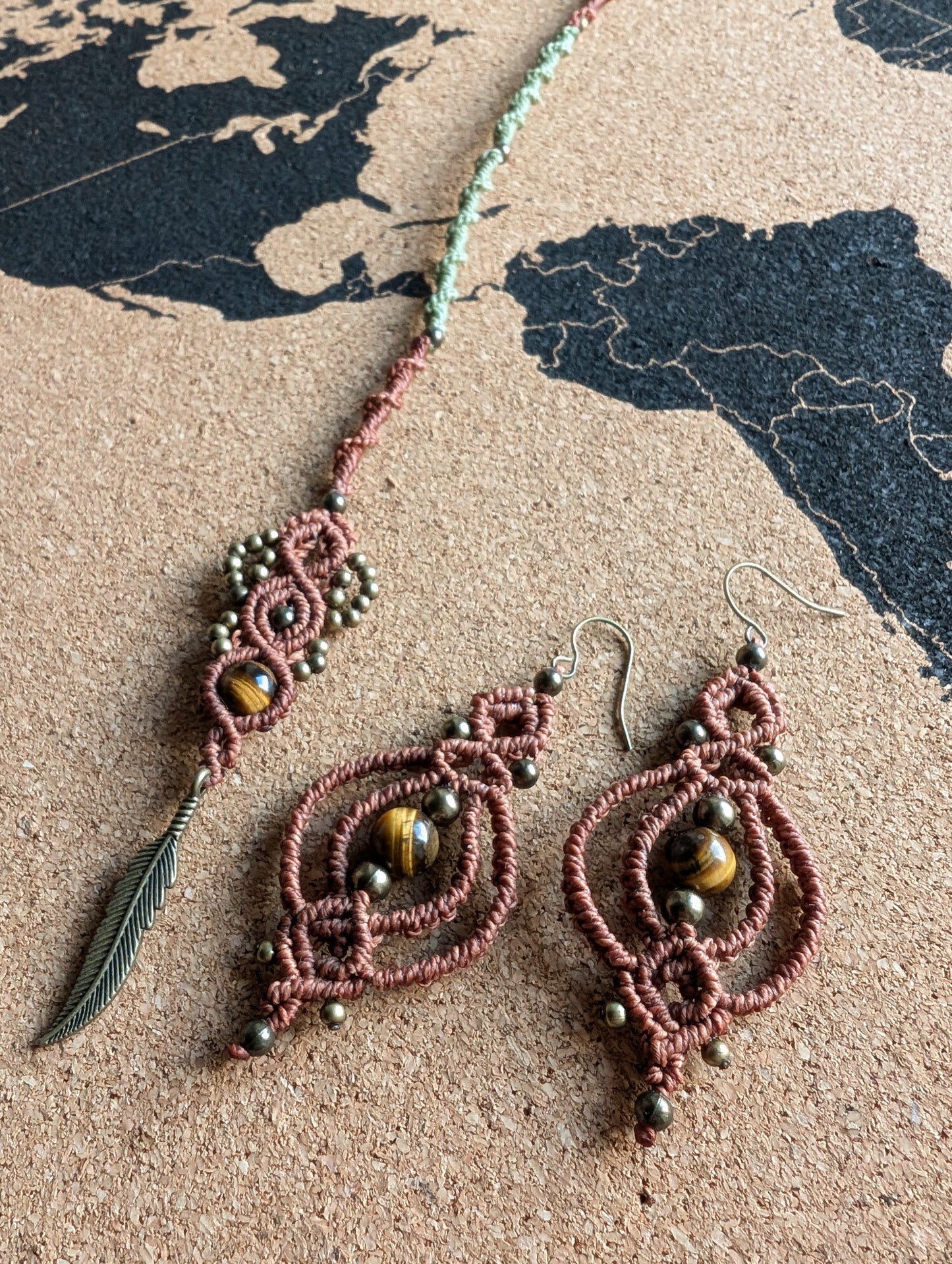 Set treccina "Kaluma" e orecchini "Janas"